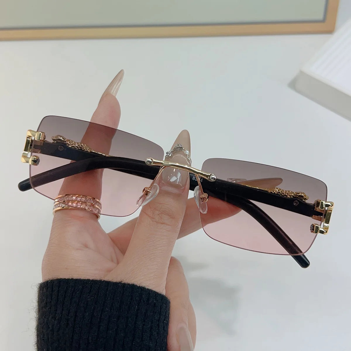 1 unidad de gafas de sol a la moda para hombres y mujeres, gafas de sol rectangulares sin marco personalizadas para la vida diaria, gafas de sol vintage para hombre Tu tienda rápida